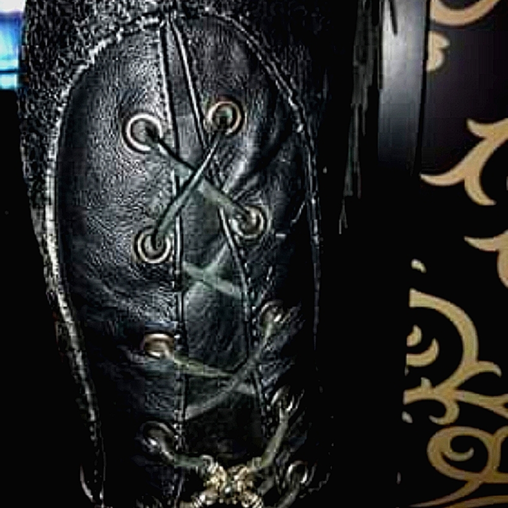 XL genuine leather black jacket, quilted lining, fringe & silver tone skulls